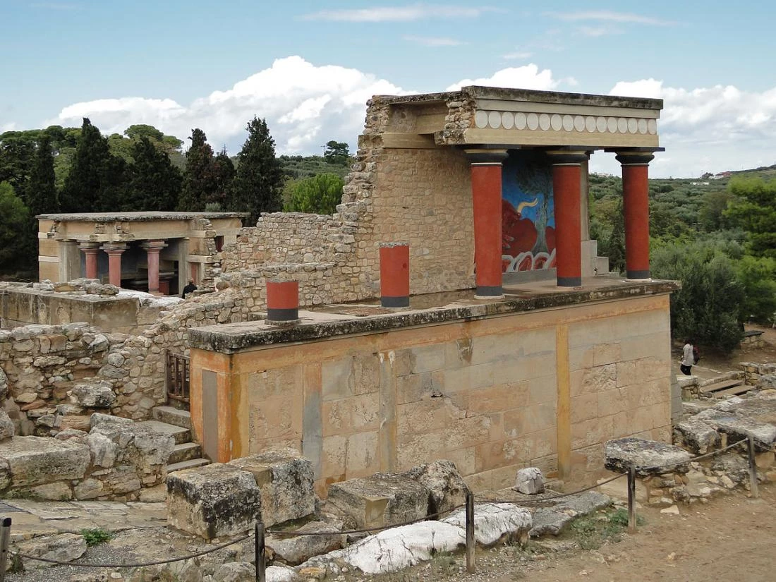 Είναι επικίνδυνοι – Παραδοχή Κυβερνητικών για την μεταβίβαση των μνημείων στο Υπερταμείο – Και η Κνωσός μέσα στη λίστα!